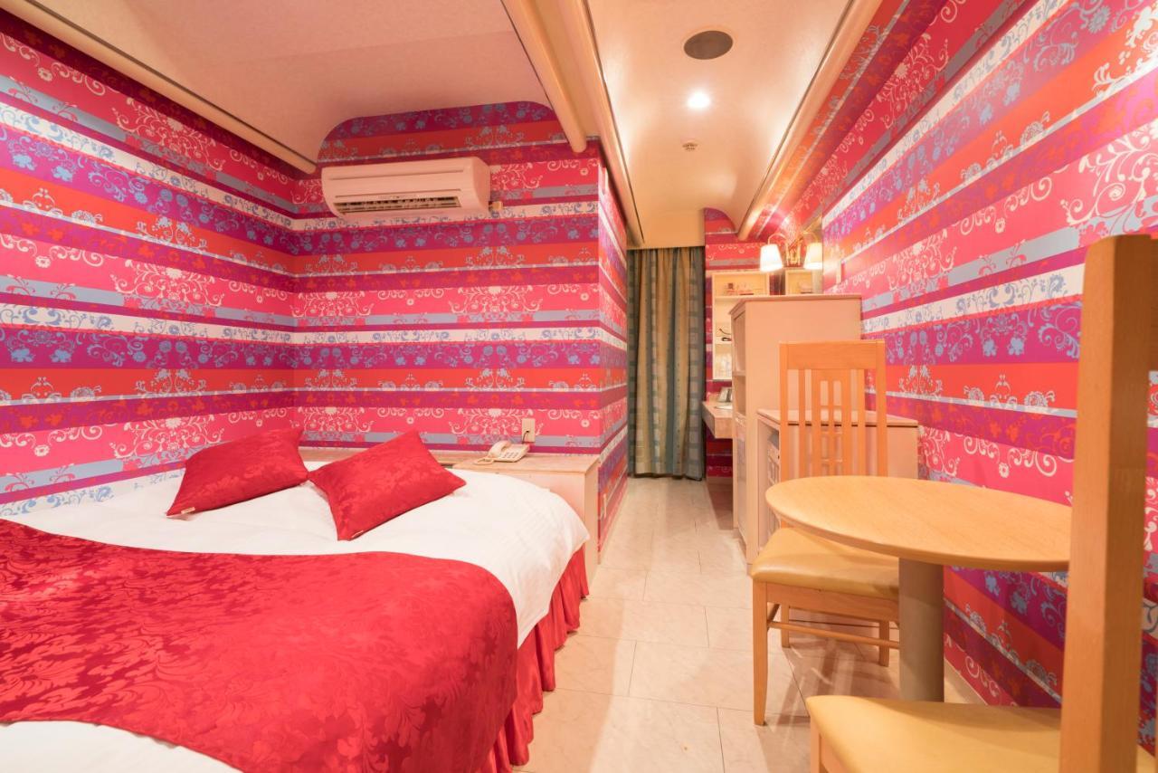 Hotel Route One โอซาก้า ภายนอก รูปภาพ