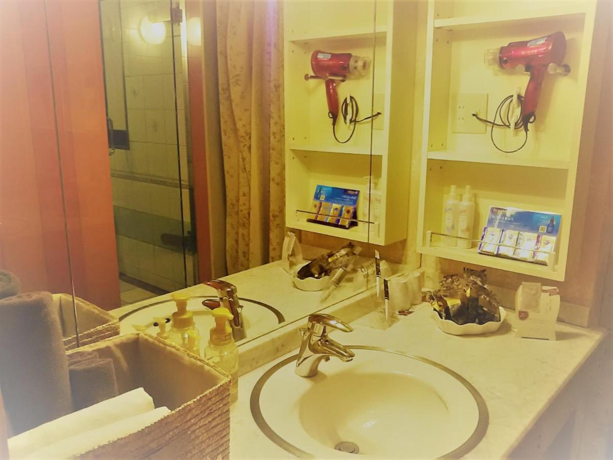 Hotel Route One โอซาก้า ภายนอก รูปภาพ